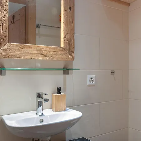 Le Montagnard 4 By Interhome ננדה